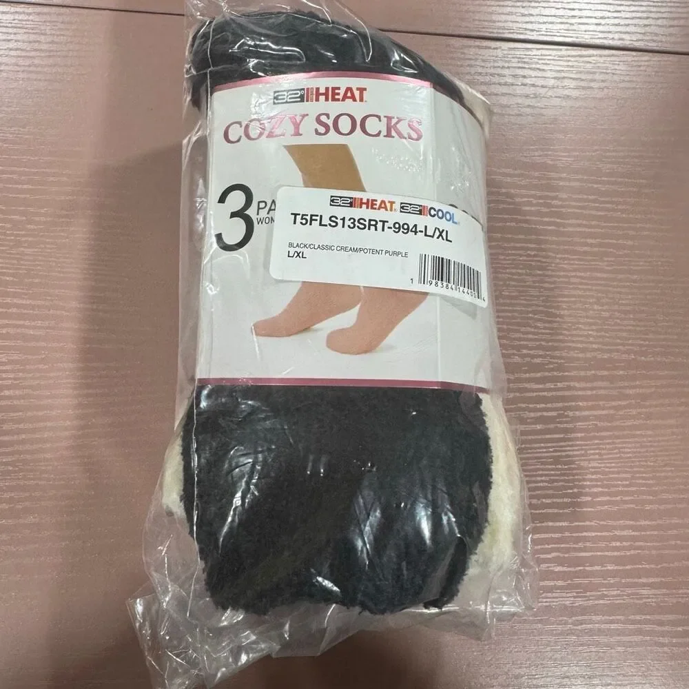 32 degrees fuzzy socks